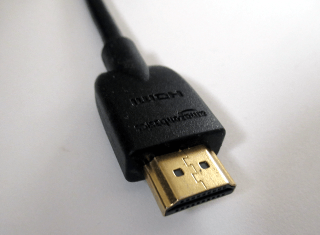 HDMIケーブル（Amazonベーシック ハイスピード）